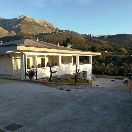 Mamurra Guest house *